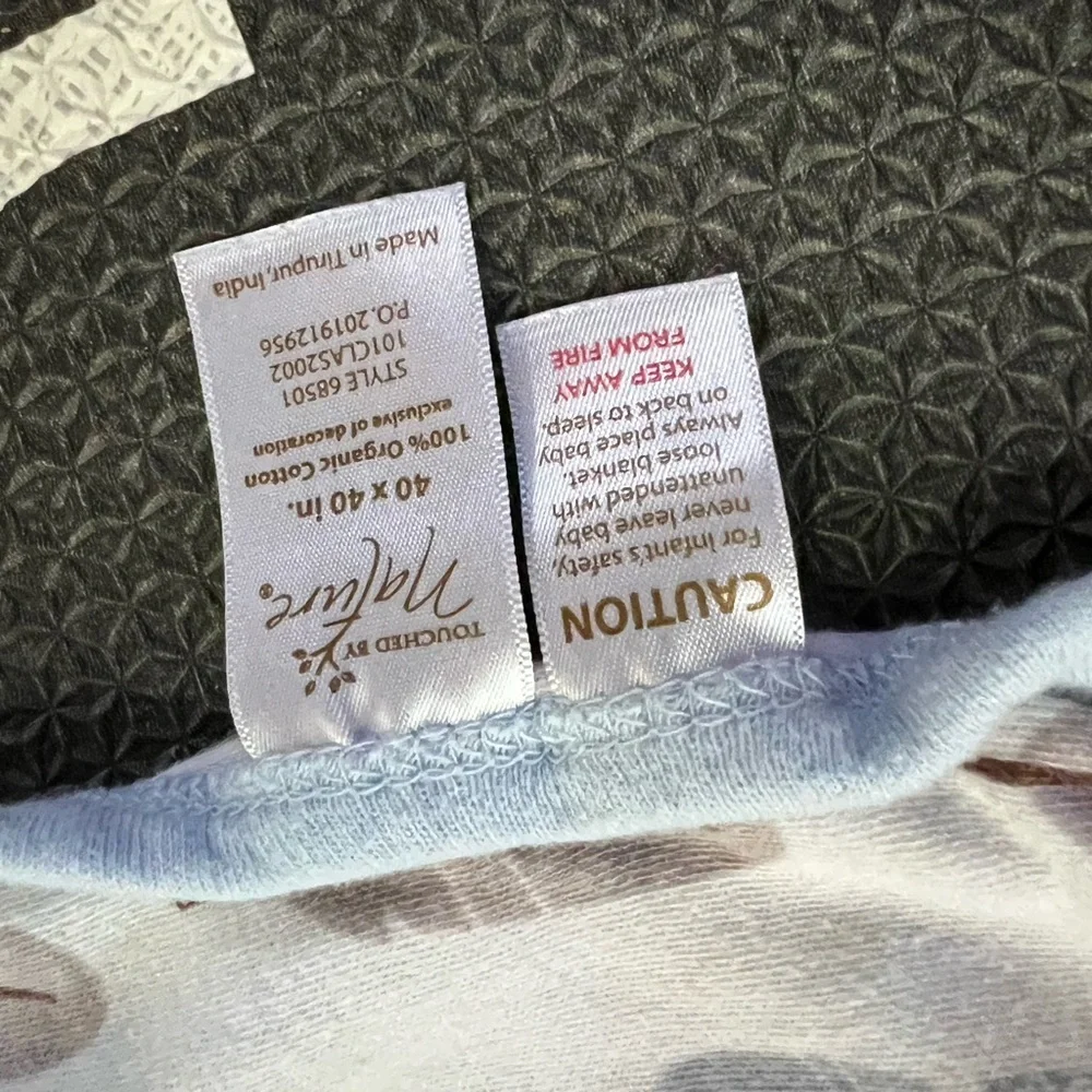 Baby  Blanket in Light Blue with Feather Print
